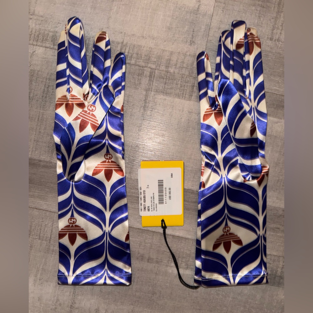 Authentic Gucci Adidas gloves